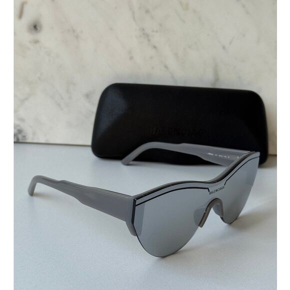 NEW Balenciaga BB0004S Shield Sunglasses in Silver Mirror main image 4